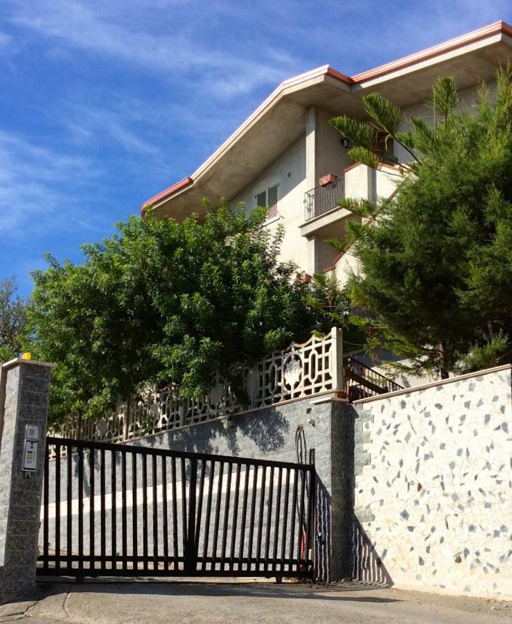 Tranquillo Appartamento Vista Mare Santa Caterina Dello Ionio Marina Exterior photo